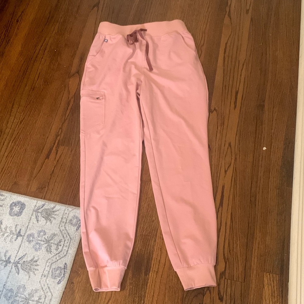 Figs pink high waisted Zamora scrub jogger pants